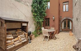 Charming 2-Bed House in Marseillan