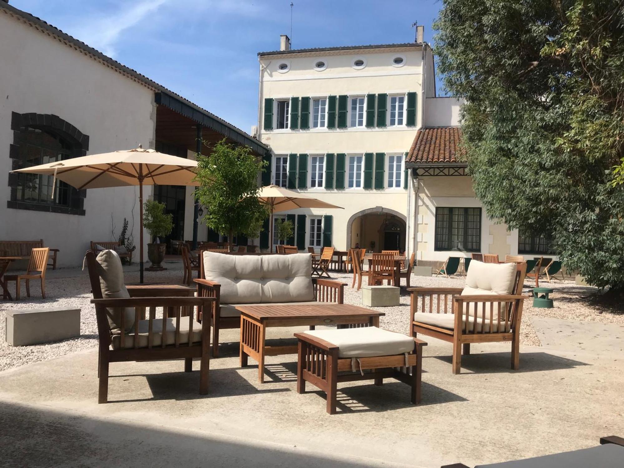 Villa Charming 2-Bed House in Marseillan Extérieur photo